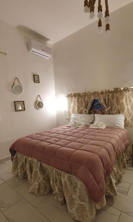La Maison Di Wanda Panzió Nápoly Kültér fotó