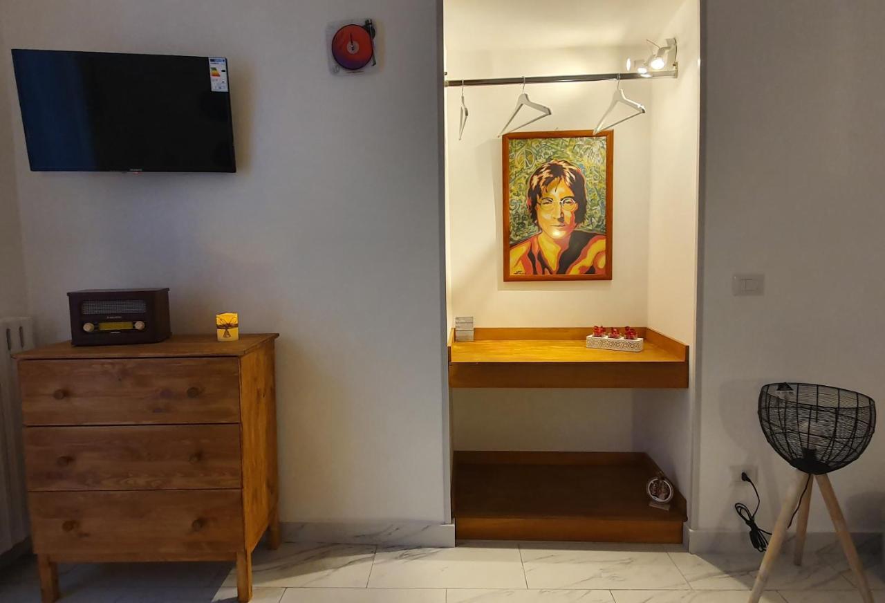 La Maison Di Wanda Panzió Nápoly Kültér fotó